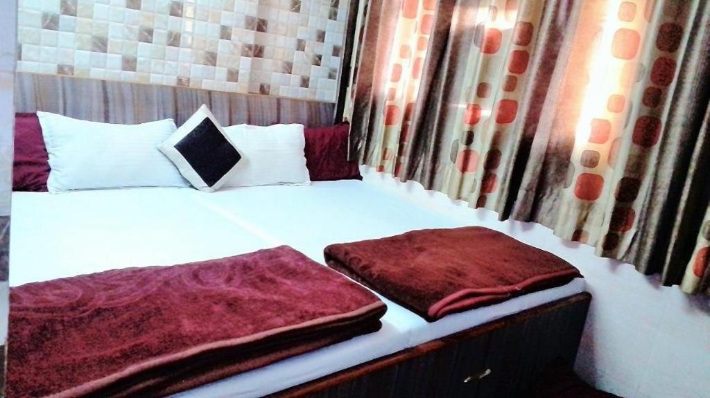 אג'מר Ajanta Hotel 100 Mtrs Railway Station & 400 Mtrs Dargah מראה חיצוני תמונה